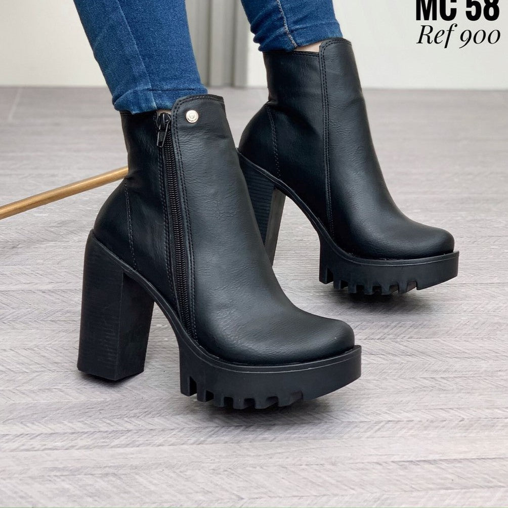 👢✨ Urban Glam – Botines que elevan tu estilo