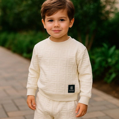 Conjunto Fendi Kids: Lujo y Estilo desde los 2 hasta los 14 años